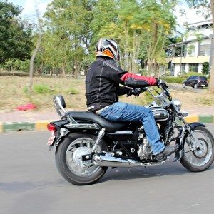Bajaj Avenger  Cruise Action Shots