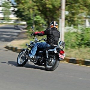 Bajaj Avenger  Cruise Action Shots