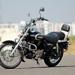 Bajaj Avenger  Cruise Still Shots