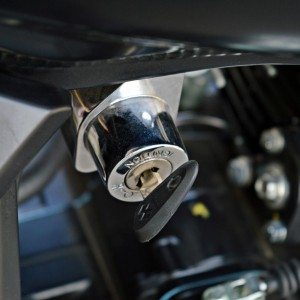 Bajaj Avenger  Street Detail Shots Ignition Key