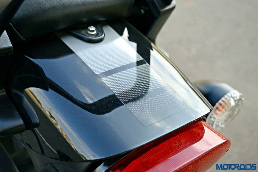 2015 Bajaj Avenger 220 Street - Detail Shots - Rear Panel