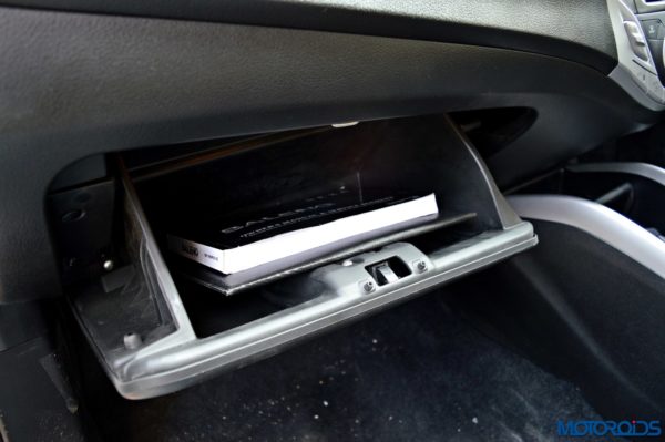 2015 Maruti Suzuki Baleno Glovebox