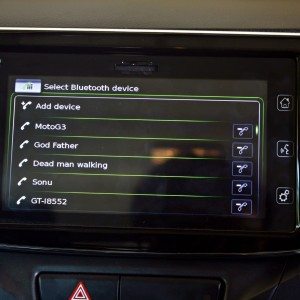Maruti Suzuki Baleno infotainment system screens