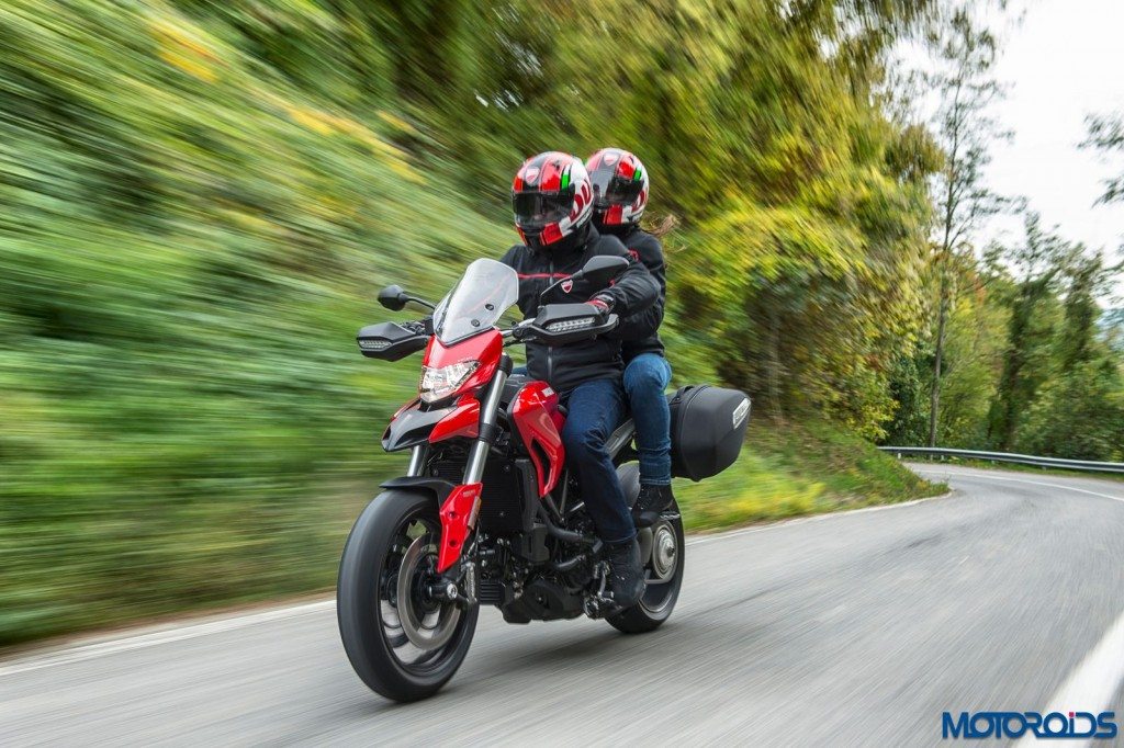 2016 DUCATI HYPERSTRADA 939 (2)