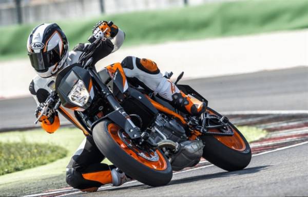 KTM R