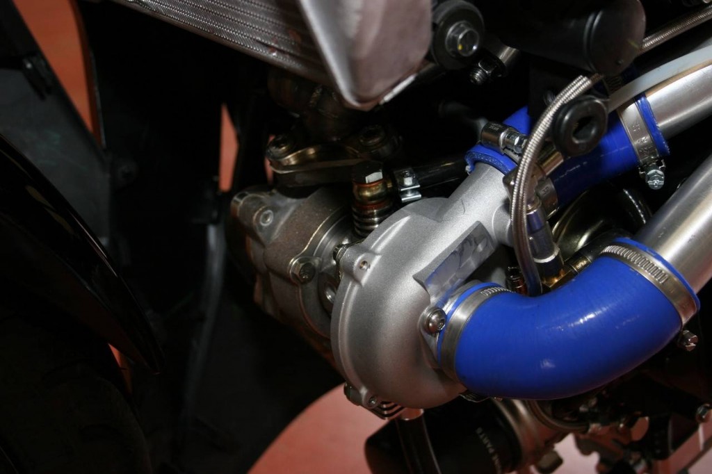 Yamaha R3 Turbo prototype (9)