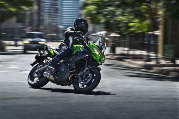 2015-Kawasaki-Versys-650-Official-Images-6