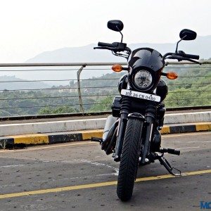 Harley Davidson Street  Dark Custom Review