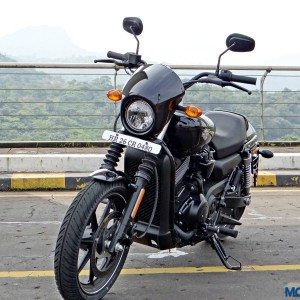 Harley Davidson Street  Dark Custom Review