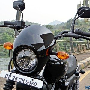 Harley Davidson Street  Dark Custom Review