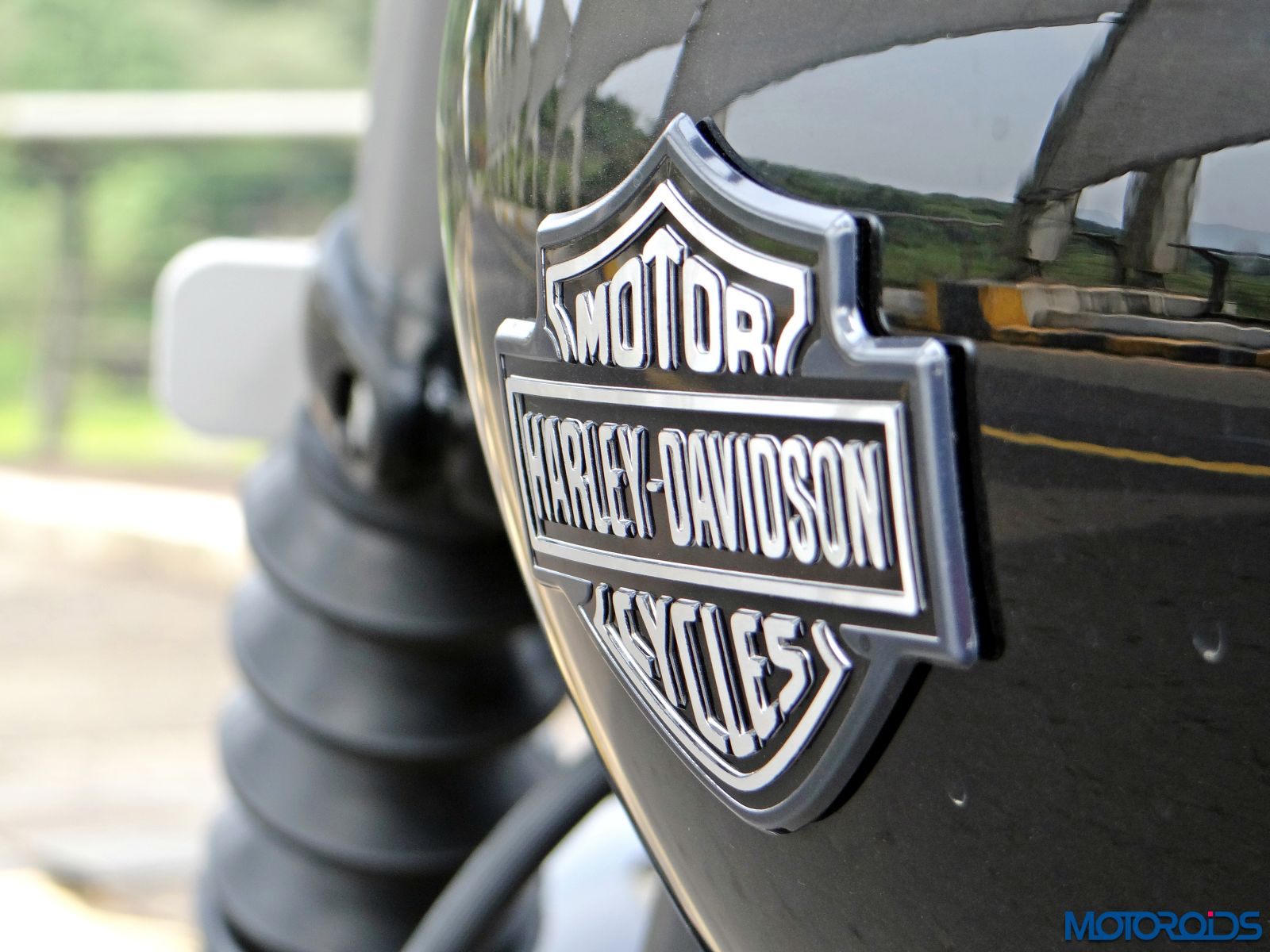 2016 Harley Davidson Street 750 Dark Custom Review (25)