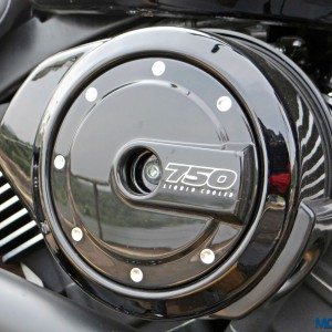 Harley Davidson Street  Dark Custom Review