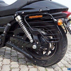 Harley Davidson Street  Dark Custom Review