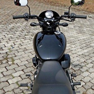 Harley Davidson Street  Dark Custom Review