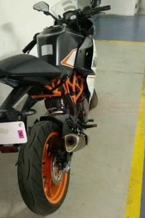 2016-KTM-RC390-in-India-2