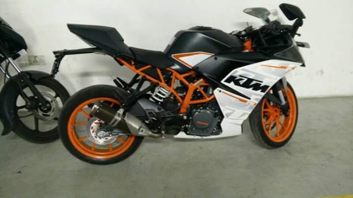 2016-KTM-RC390-side-spied-in-India