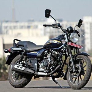 Bajaj Avenger Street