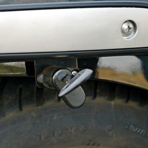 Bajaj Avenger Street  helmet lock