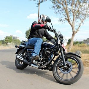 Bajaj Avenger Street  in action