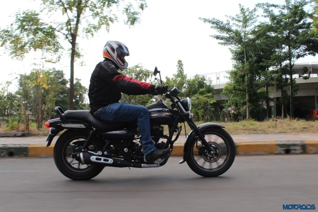 Bajaj Avenger Street 150 (side)