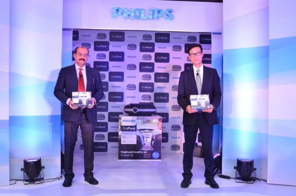 (L_R) Rajiv Khosla,Managing Director, Lumileds India (Founded by Philips) and Forest Shen, Global Product Marketing Manager,Mobility,   Lumileds India (Founded by Philips)
