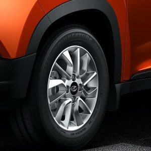 Mahindra KUV Wheel