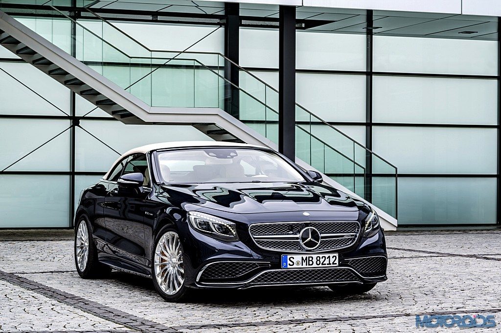 Mercedes-AMG S 65 Cabrio, Exterieur: Anthrazithblau exterior: anthracite blue, fabric soft top beige