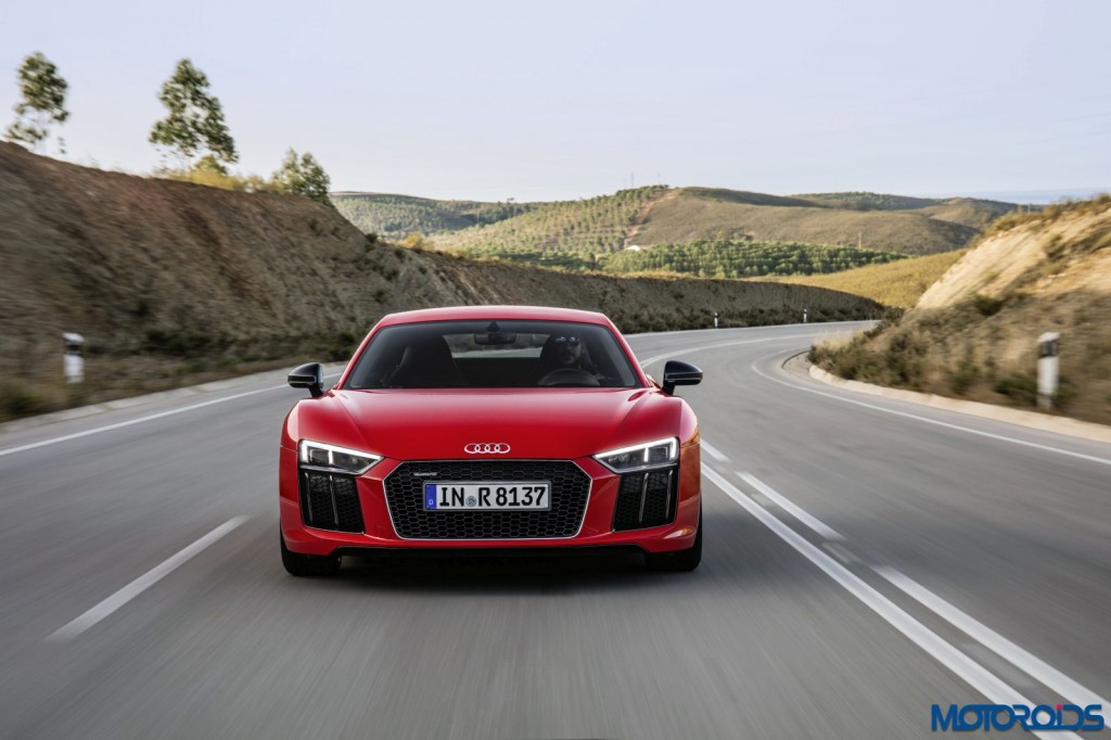 Audi R8 V10 plus