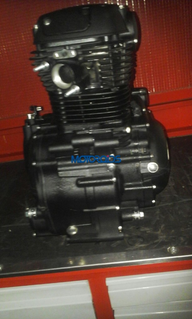 Royal Enfield Himalayan Engine (1)