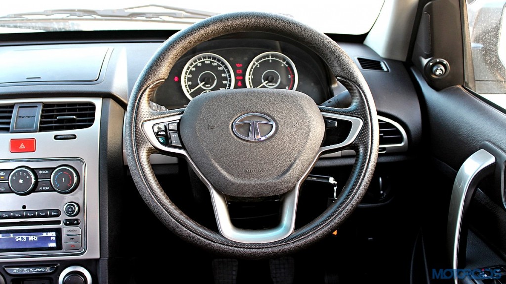 Tata Safari Storme Varicor 400 Interior (11)