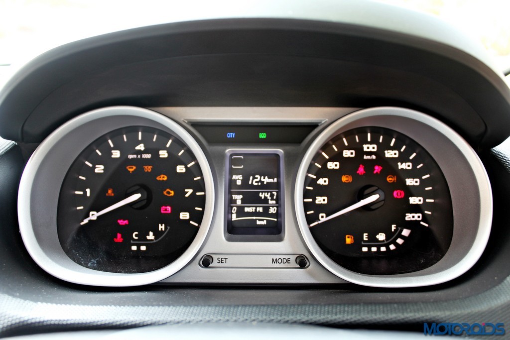 Tata Zica Infotainment System (7)