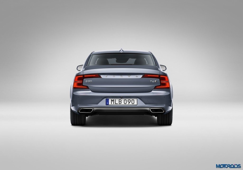 Volvo S90 exterior (5)