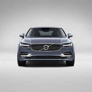 Volvo S exterior