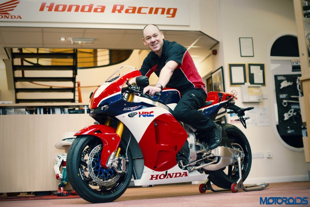 Worlds First Honda RC213V-S Delivered (1)