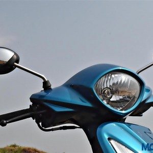 Yamaha Fascino headlight