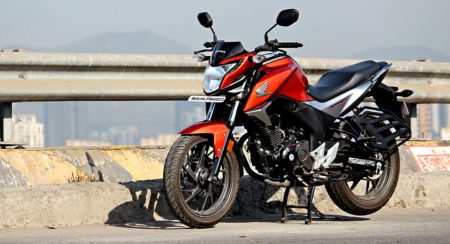 Honda Cb Hornet 160r Price In India Mileage Specifications Motoroids Honda Cb Hornet 160r Price In India Mileage Specifications Motoroids
