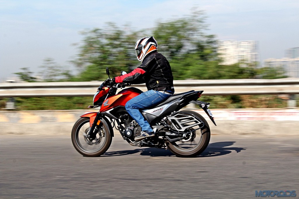 2016 Honda CB Hornet 160R (19)