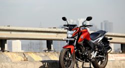 16 Honda Cb Hornet 160r Review Muscular Melody 16 Honda Cb Hornet 160r Review Muscular Melody