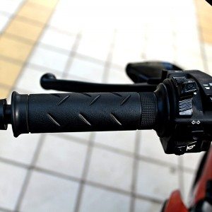 Honda CB Hornet R Handlebar Grip