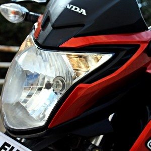 Honda CB Hornet R Headlamp