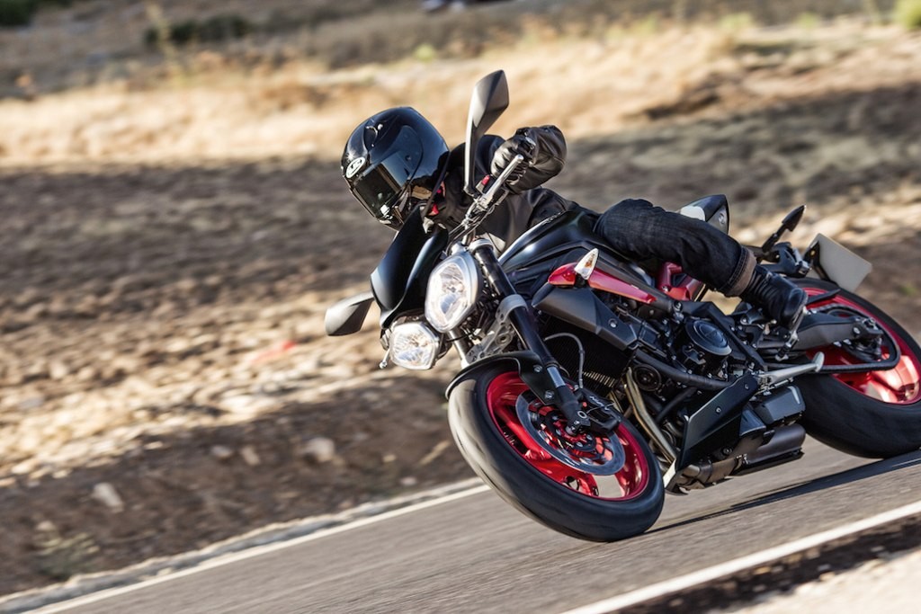 2016 Triumph Street Triple Rx Black (1)