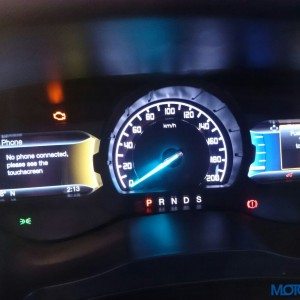 Ford Endeavour distance to empty meter