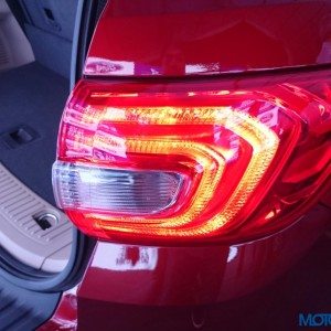 Ford Endeavour tail lamp