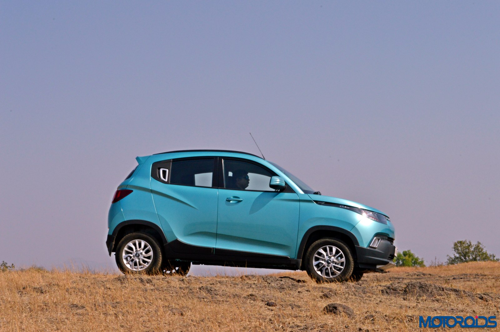KUV 100 petrol review India