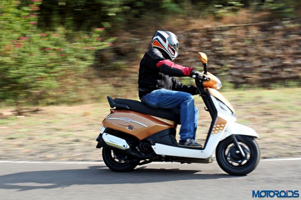 Mahindra Gusto 125 Review - Action Shots (18)