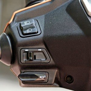 Mahindra Gusto  Review Details Switchgear