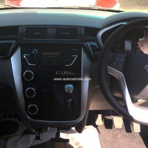 Mahindra KUV interior