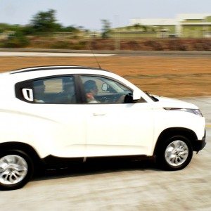 Mahindra KUV