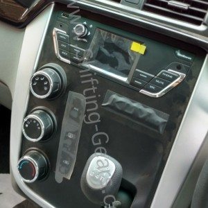 Mahindra KUV Center Console