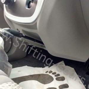 Mahindra KUV Footwell